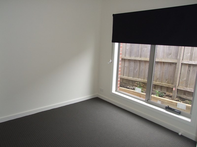 13 Hansford Close, Kilsyth VIC 3137