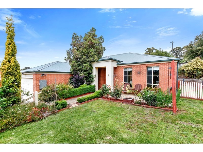 5 Mary Close, Woori Yallock VIC 3139