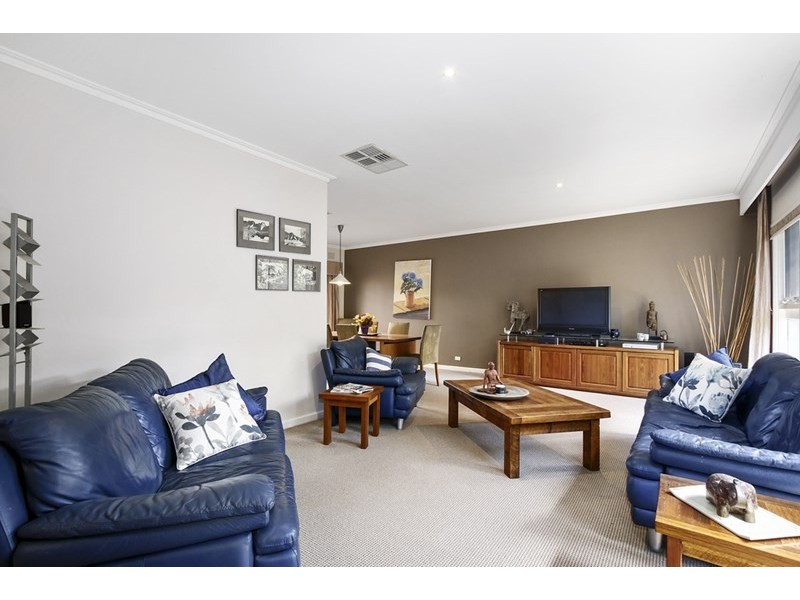 35 Valley Ho, Chirnside Park VIC 3116