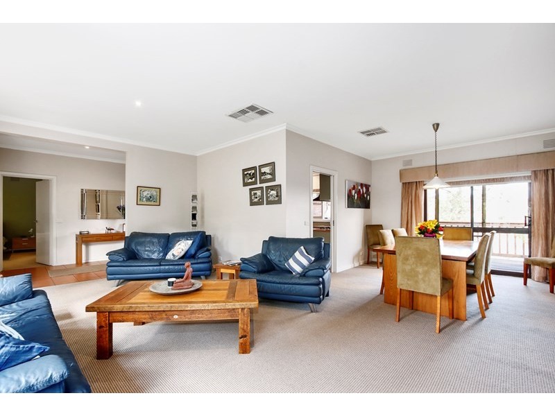 35 Valley Ho, Chirnside Park VIC 3116