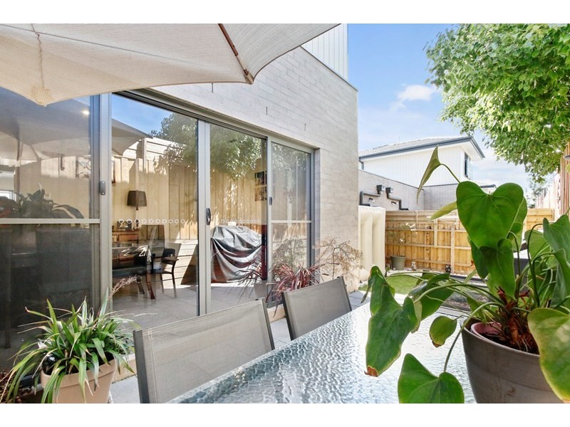 2 Fanning Close, Lilydale VIC 3140