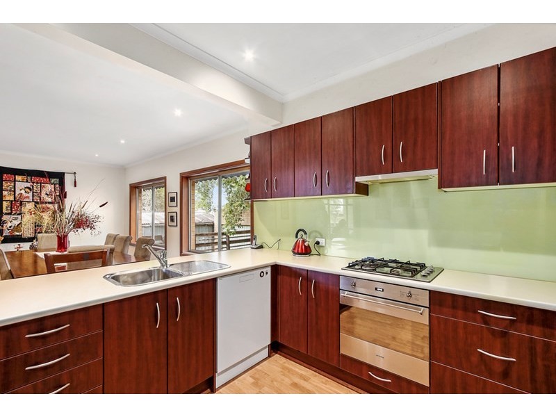 12 Lemon Grove, Nunawading VIC 3131