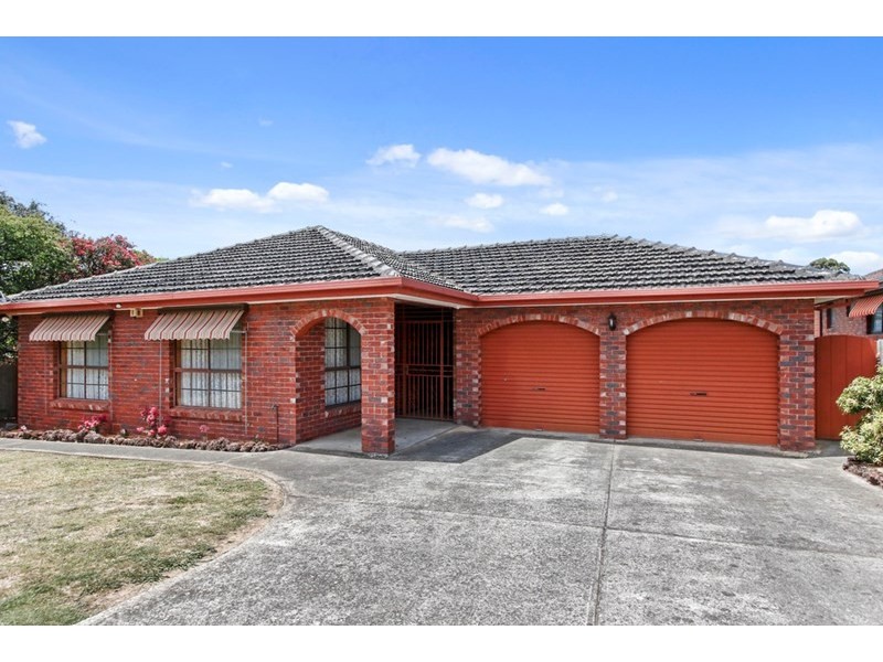 6 Greenglades Court, Wandin North VIC 3139