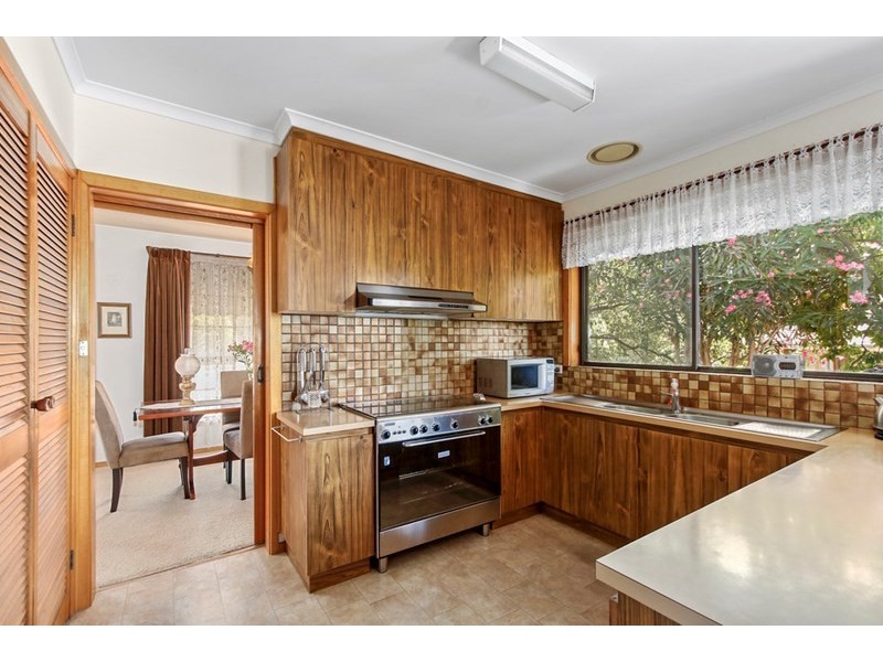 6 Greenglades Court, Wandin North VIC 3139