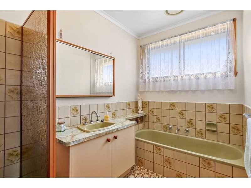 6 Greenglades Court, Wandin North VIC 3139