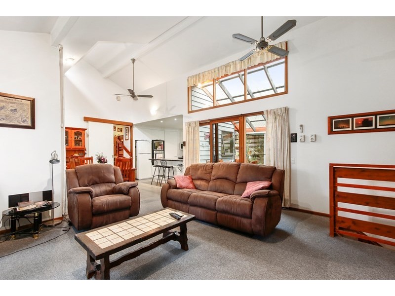 14 Benton Road, Healesville VIC 3777