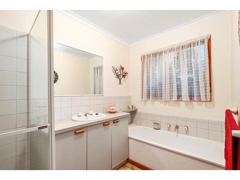 14 Benton Road, Healesville VIC 3777