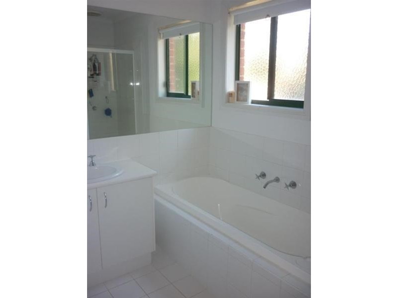 12/7 Bonnie View Road, Croydon North VIC 3136