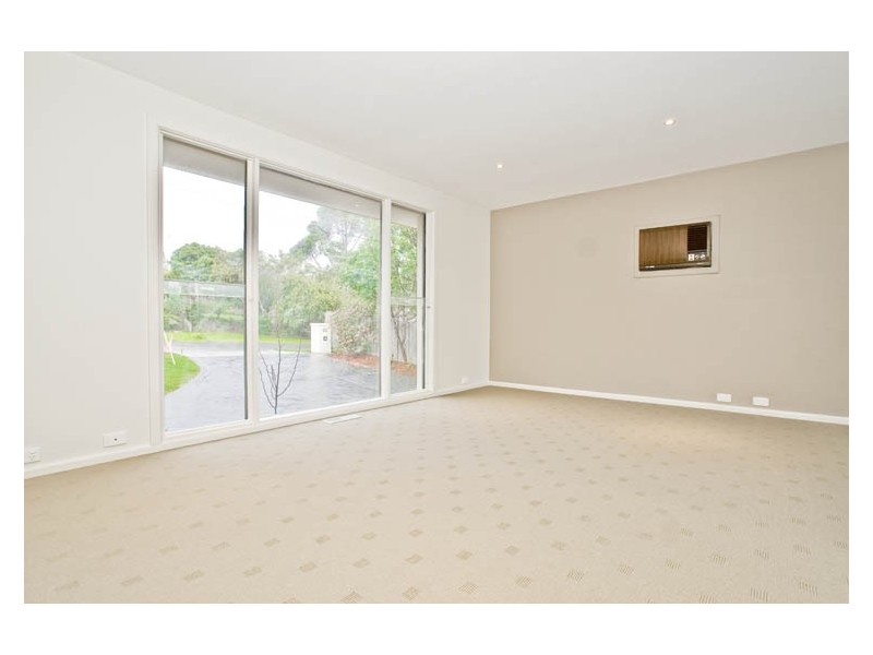 31 Carole Avenue, Chirnside Park VIC 3116