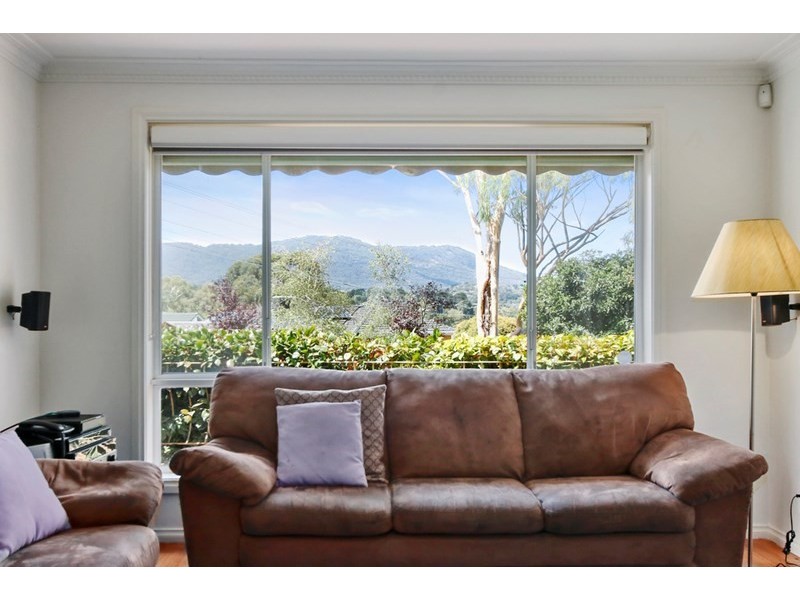 9 Elms Road, Mooroolbark VIC 3138