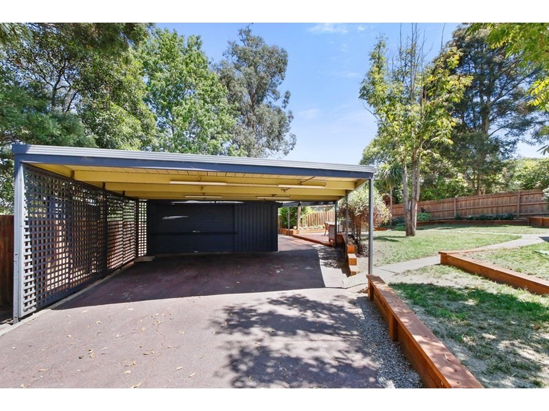 9 Elms Road, Mooroolbark VIC 3138