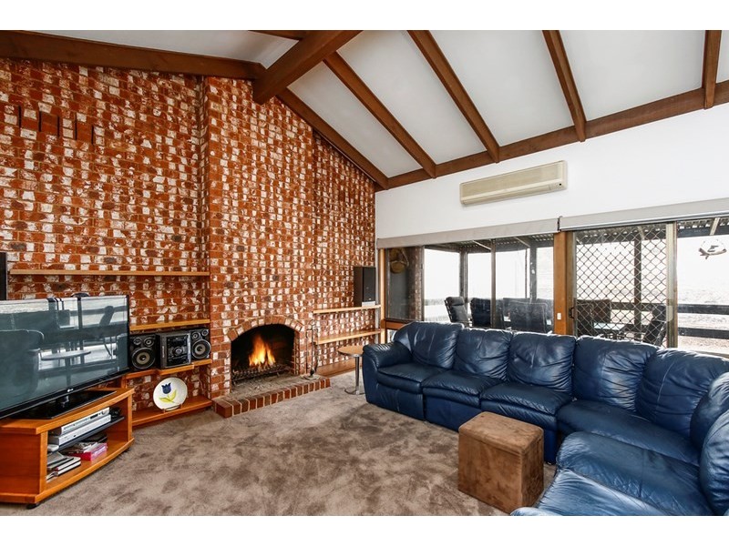 28 The Wallaby Run, Chirnside Park VIC 3116