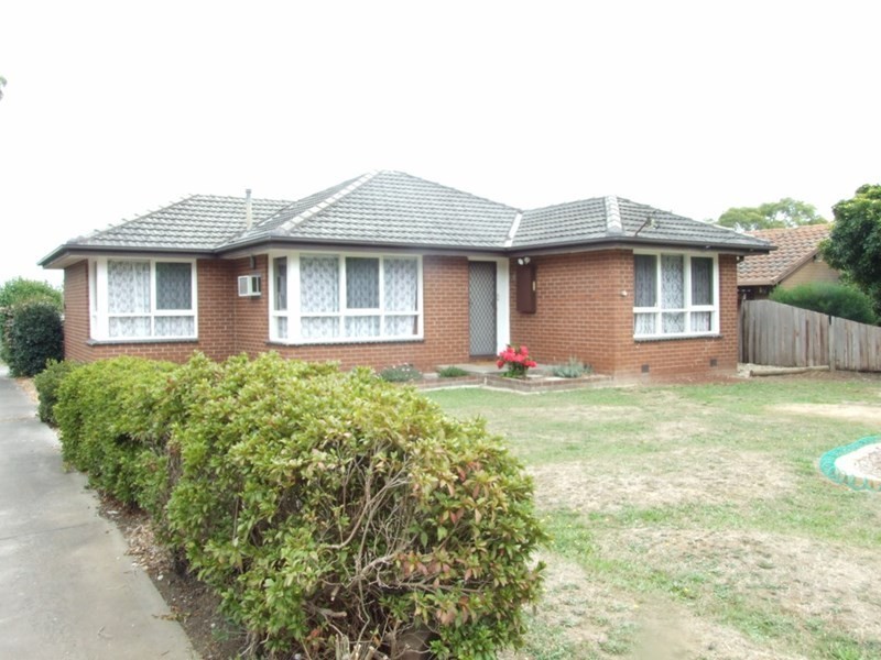 12 Shadowplay Road, Mooroolbark VIC 3138