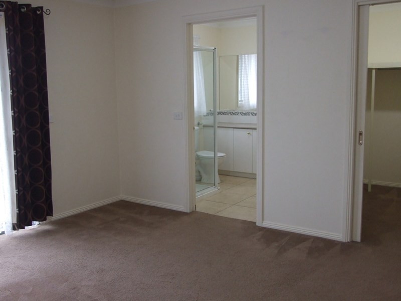 1/28 Kalimna Street, Mooroolbark VIC 3138