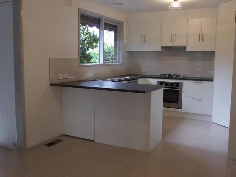 23 Songbird Avenue, Chirnside Park VIC 3116