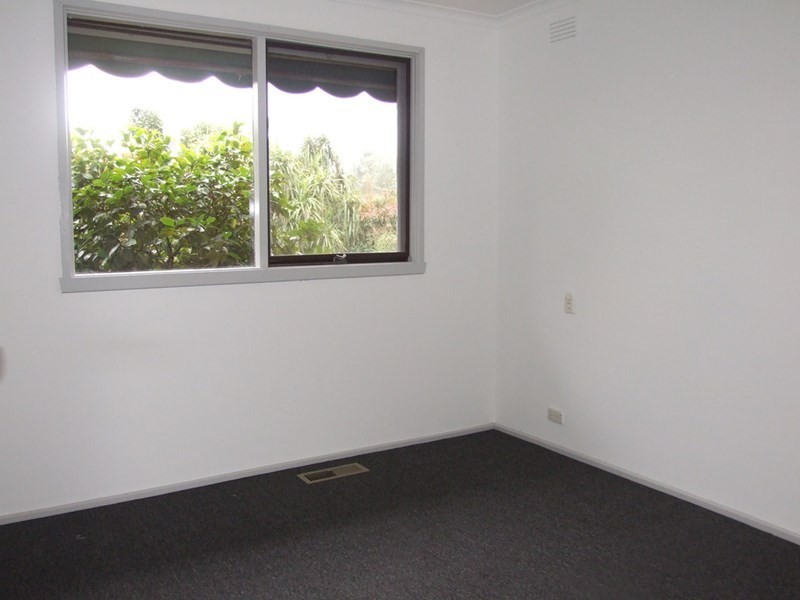 23 Songbird Avenue, Chirnside Park VIC 3116