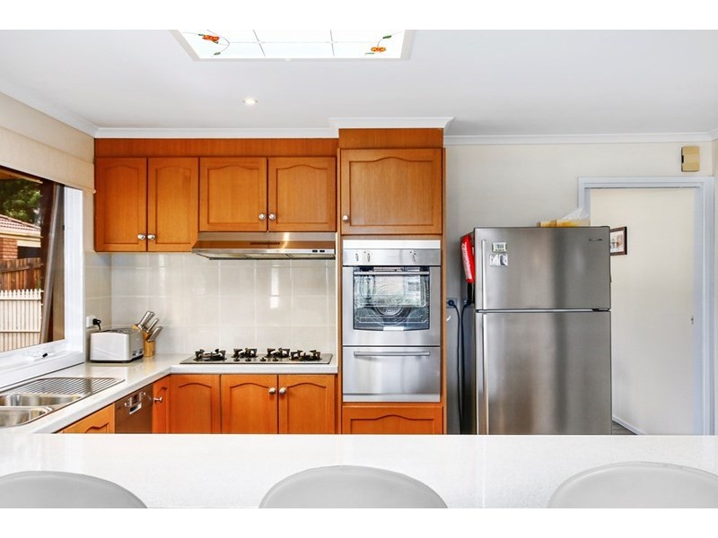 14 Greenbank Drive, Mooroolbark VIC 3138