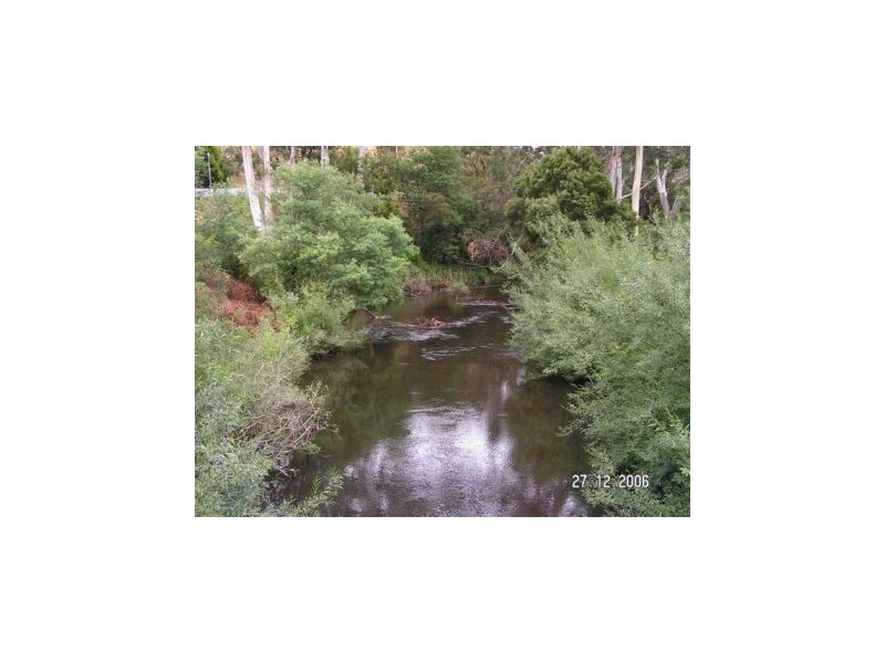 2100 Don Road, Launching Place VIC 3139