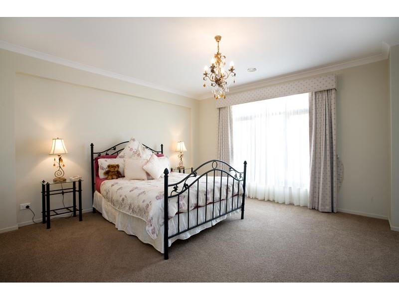 68 Kingsburgh Lane, Lilydale VIC 3140