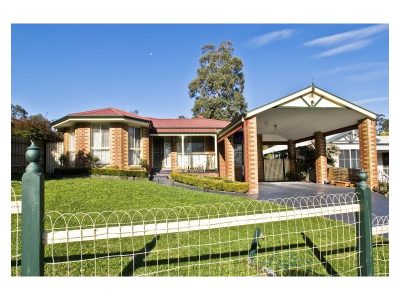 25 Bristol Crescent, Lilydale VIC 3140