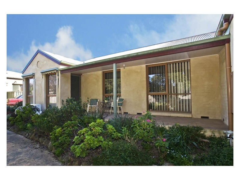 2/22 McComb Street, Lilydale VIC 3140