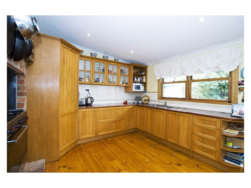 9 Symons Street, Healesville VIC 3777