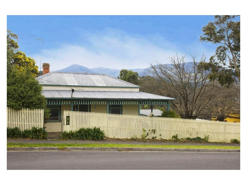 9 Symons Street, Healesville VIC 3777