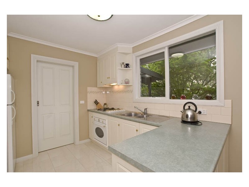 127 Victoria Road, Chirnside Park VIC 3116