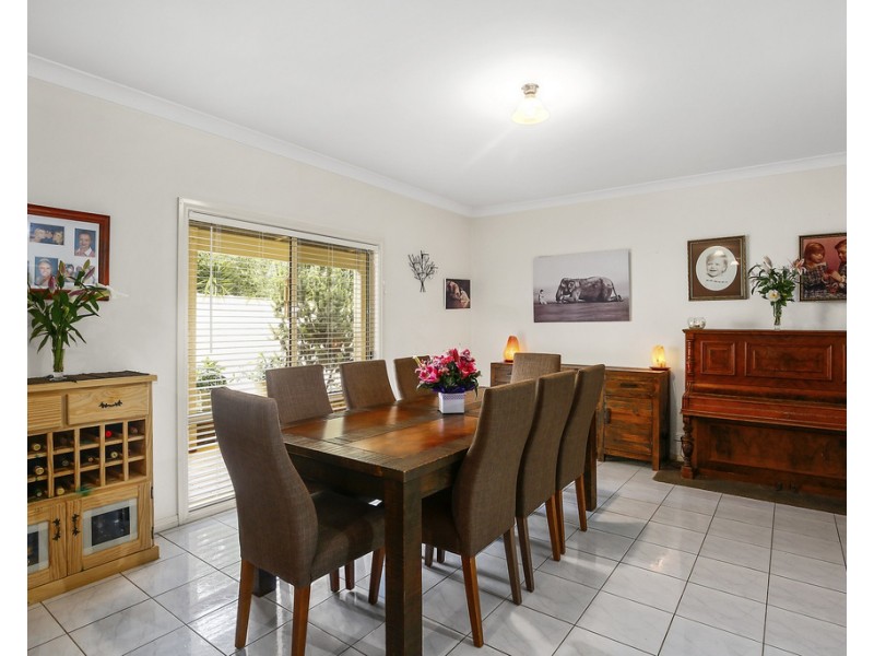 12 Sebire Avenue, Wandin North VIC 3139