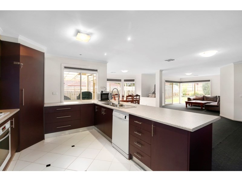 7 Baystone Place, Lilydale VIC 3140