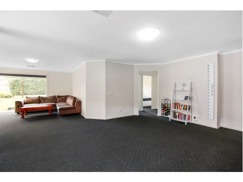 7 Baystone Place, Lilydale VIC 3140