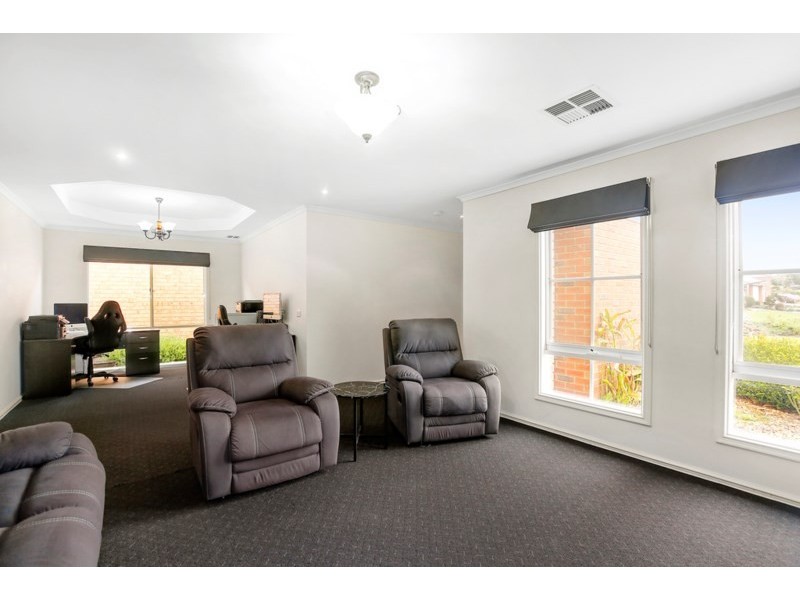 7 Baystone Place, Lilydale VIC 3140