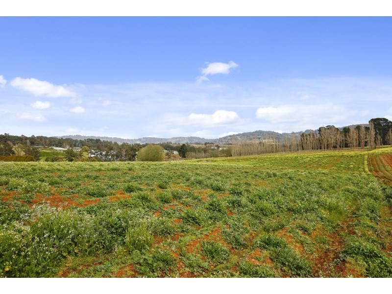 16 Wiseman Road, Silvan VIC 3795