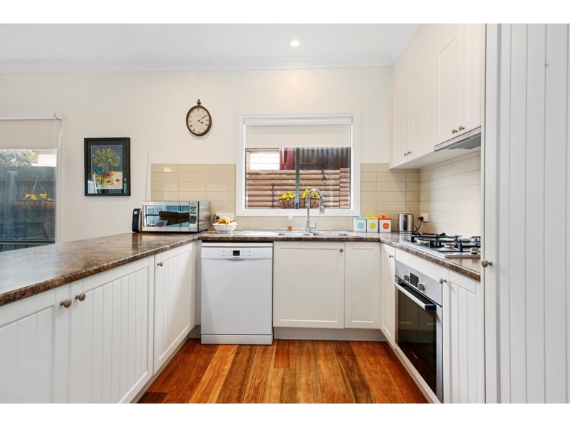 26 Chatswood Grove, Chirnside Park VIC 3116