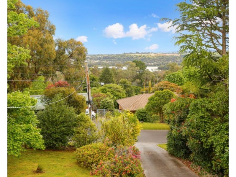 15 Summit Road, Lilydale VIC 3140