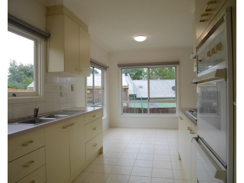 6 Queen Road, Lilydale VIC 3140