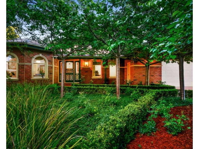 19 Clarkedale Rise, Kilsyth South VIC 3137