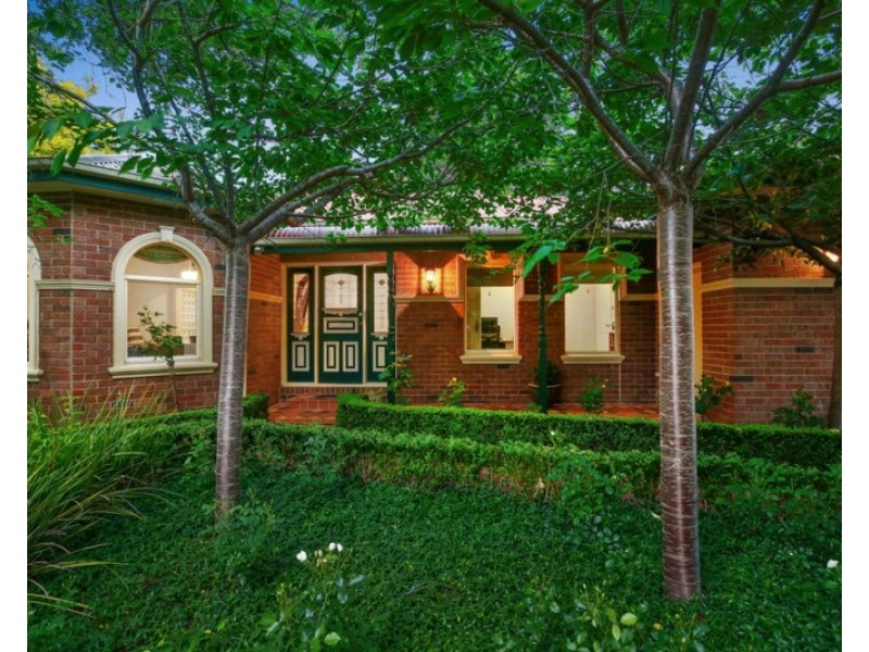 19 Clarkedale Rise, Kilsyth South VIC 3137