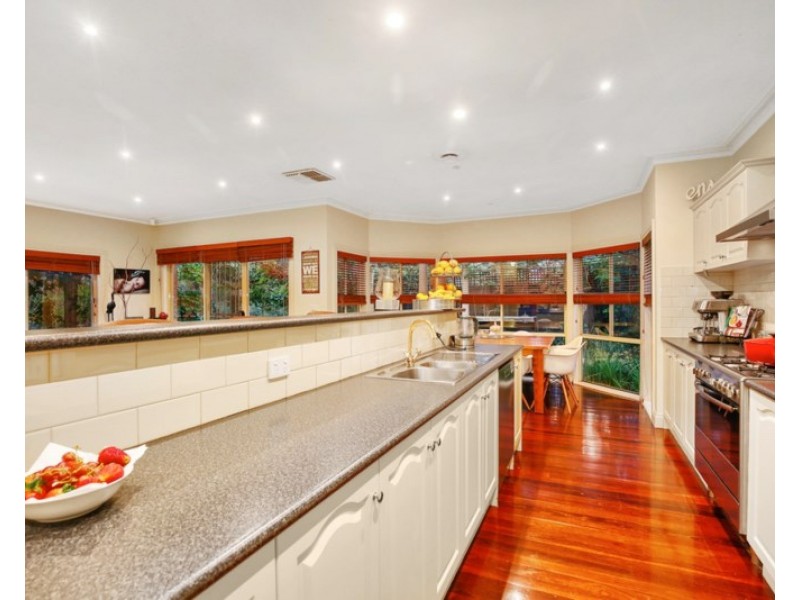 19 Clarkedale Rise, Kilsyth South VIC 3137