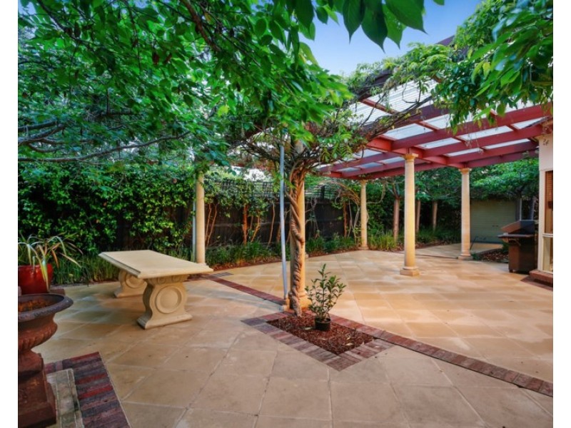 19 Clarkedale Rise, Kilsyth South VIC 3137