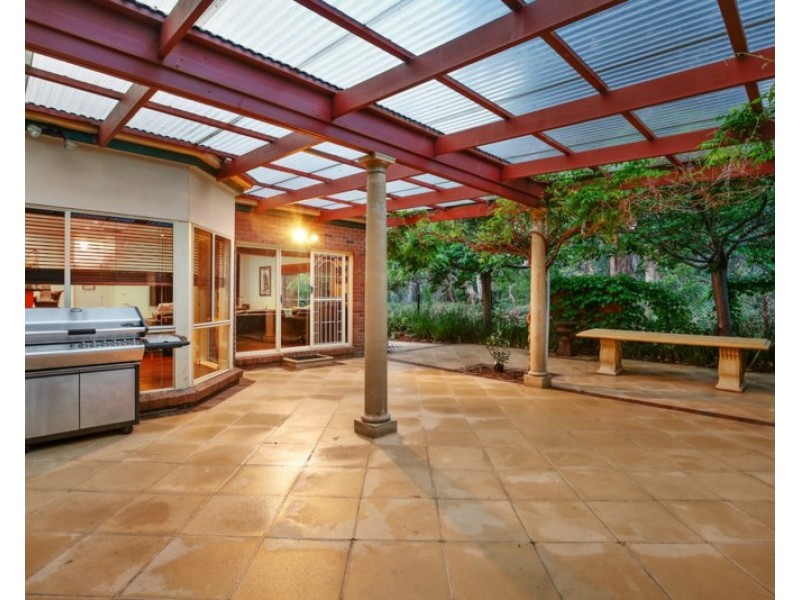 19 Clarkedale Rise, Kilsyth South VIC 3137