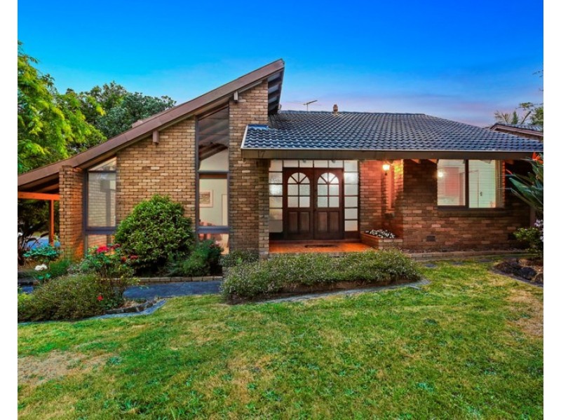 17 Coachmans Court, Chirnside Park VIC 3116