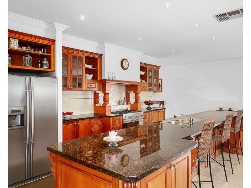 18 Anderson Street, Lilydale VIC 3140