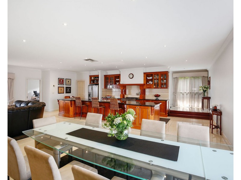 18 Anderson Street, Lilydale VIC 3140