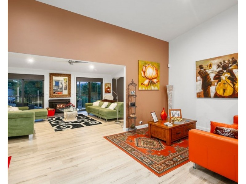 51-53 Russell Street, Mount Evelyn VIC 3796