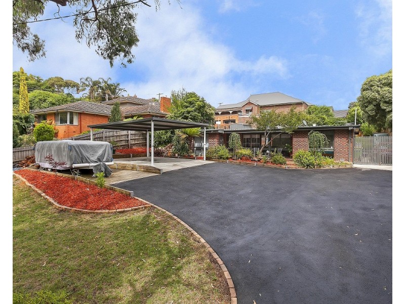 27 Mangans Road, Lilydale VIC 3140