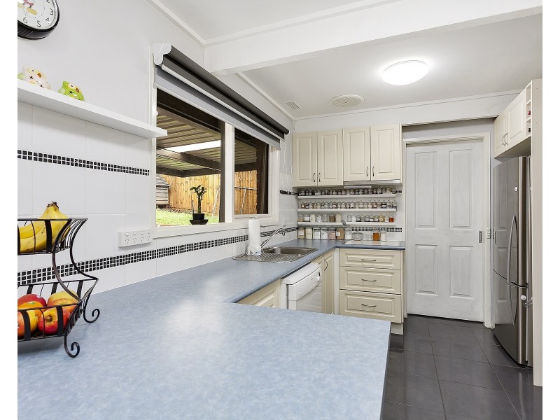 27 Mangans Road, Lilydale VIC 3140