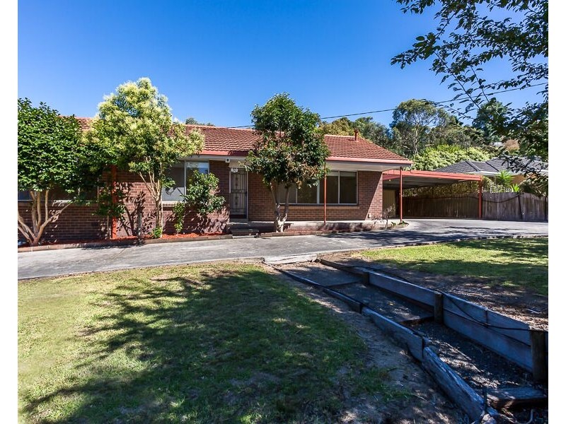 50 Croydondale Drive, Mooroolbark VIC 3138