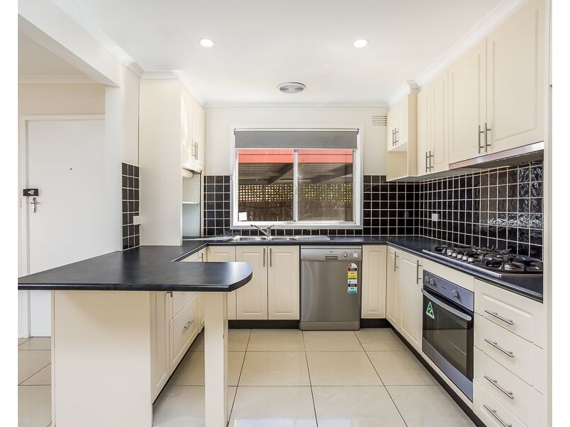 50 Croydondale Drive, Mooroolbark VIC 3138