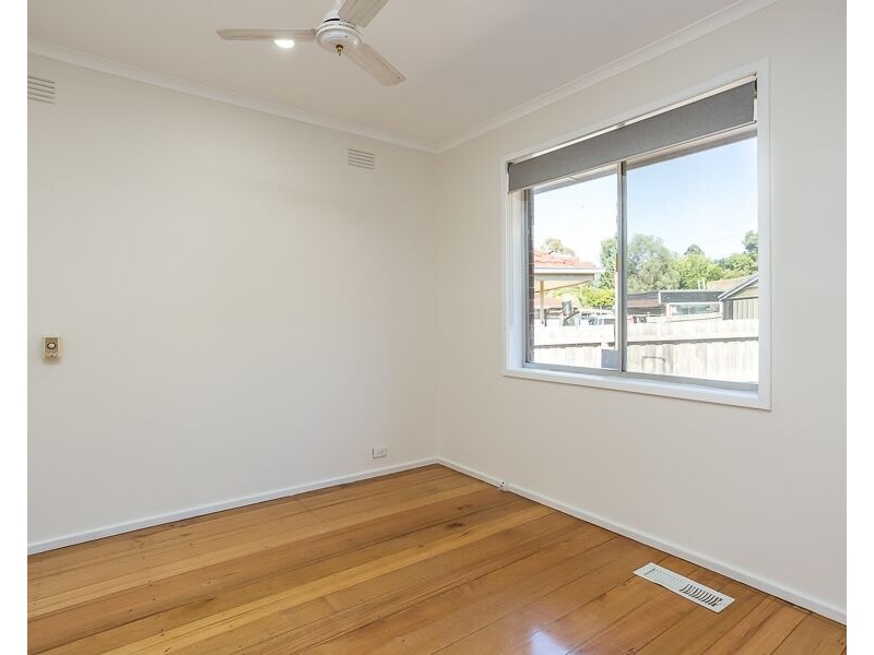 50 Croydondale Drive, Mooroolbark VIC 3138